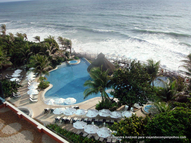 Tabuleiro de xadrez no meio da piscina, incrível - Picture of Sandos Cancun  - Tripadvisor